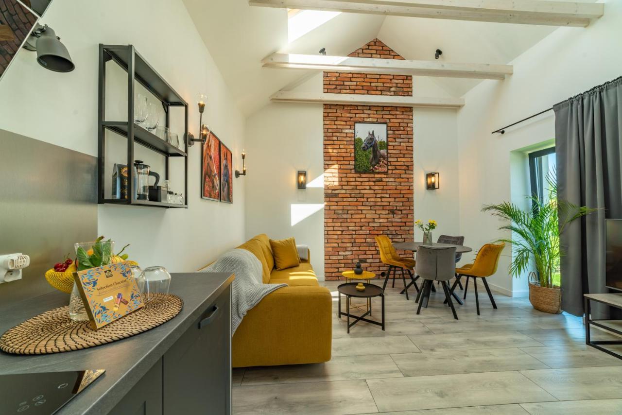 Pod Debami Apartment *